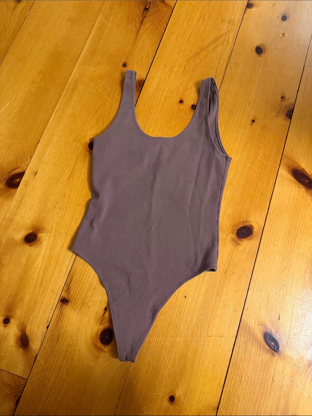 Wilfred Free Aritzia Scoop Back Bodysuit